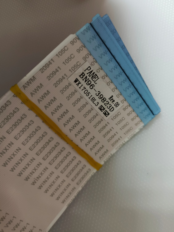 Шлейф LVDS BN96-39823D